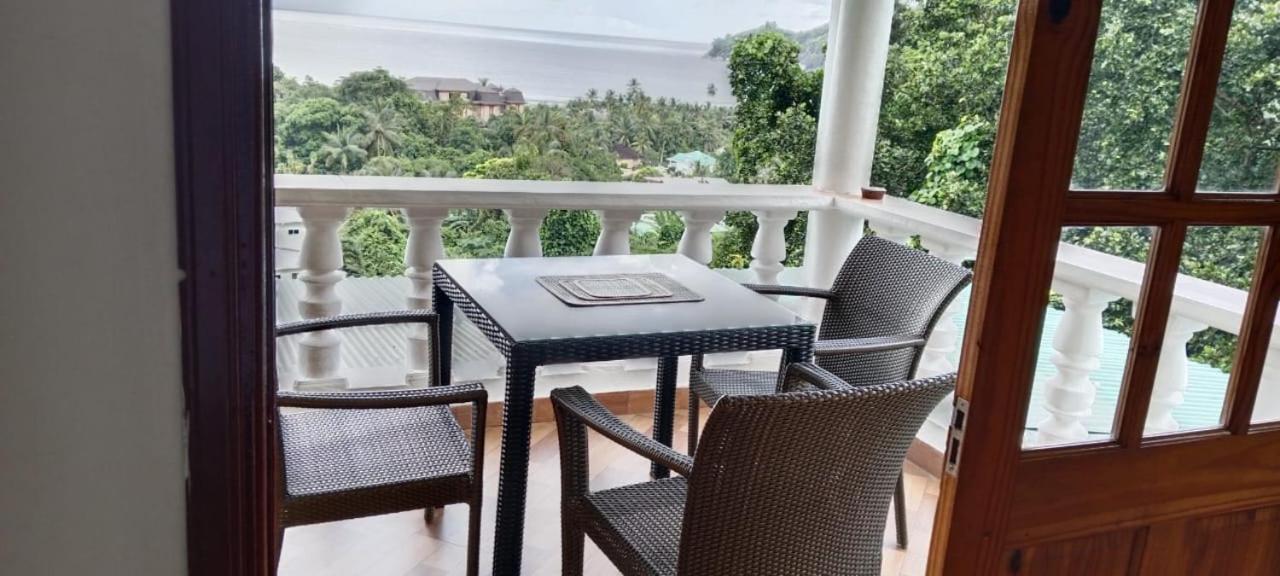 Tandif Villa Sea View Takamaka Екстер'єр фото